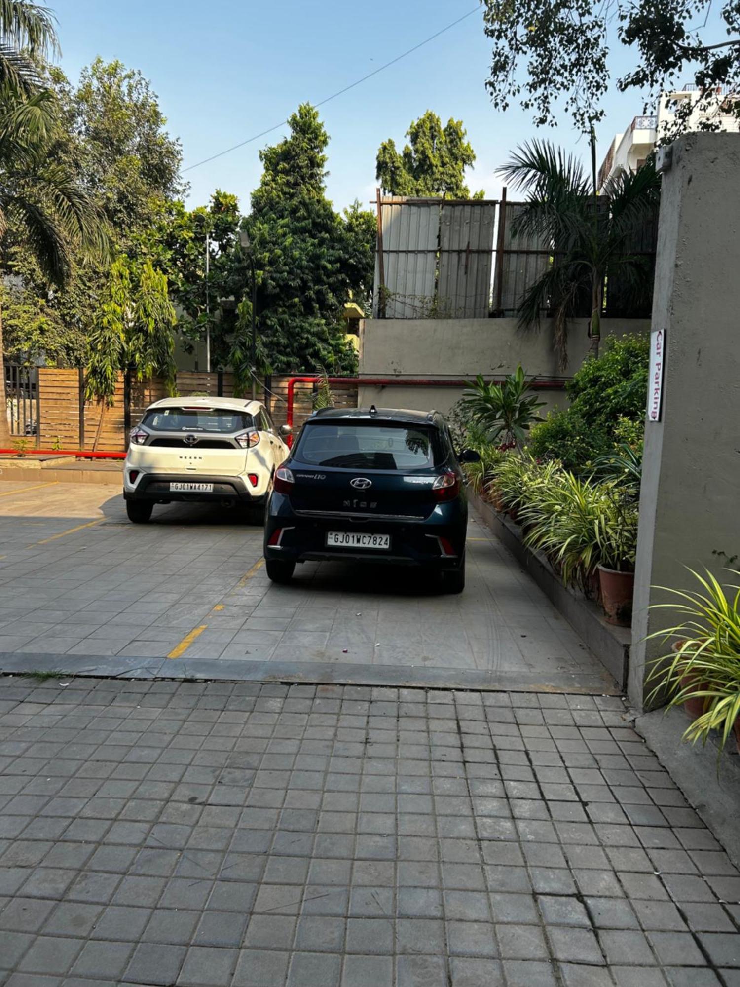 River Front Property Ahmedabad Exterior foto